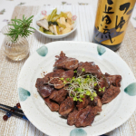 丸大豆醤油と本みりんを使用したかえしと、焼津産鰹節・さば節のだしを合わせた深い味わいと香りのつゆ✨@shoda_shoyu1873 つゆ正田流麺つゆとしても美味しいのだけれど、煮物料理にも使…のInstagram画像