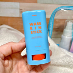 ✨✨✨-アロインス製薬株式会社さんよりご提供いただきました-⁡Vaseline stick balm😉✨⁡乾燥の季節本番となってきました。⁡乾燥対策にリップクリームやハンドクリーム、ボデ…のInstagram画像