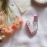 ..プラスキレイ ピンクリップ　6ml#1クリア ふっくらハリと弾力(*1)のある唇へと導く 唇用美容液「リッププランパー」💋💋キメの整った唇に導き潤いやハリを 保つ力を保護してくれます…のInstagram画像