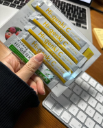 仕事の合間に、ビタミンC！この時期は大切ですよね🍋🍊手軽に取って、美肌にも期待！#PR #株式会社玄米酵素 #ハイゲンキC #天然ビタミンC #ビタミンc #ビタミンcサプリ #monipla #…のInstagram画像