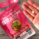 エラスケアは、1日1粒で約1ヶ月続けられる機能性表示食品です。特にエラスチンペプチドが含まれている点が特徴で、毎日の習慣に取り入れやすいサプリメントです。実際に試してみて感じたのは、1粒が飲みやす…のInstagram画像