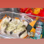 ❤︎foods❤︎鱈のオーブンチーズ焼き🧀🐟🧀味付けは、万能ハーブ・スパイス調味料🧂🌿クレイジーソルト🌿息子氏パクパクわんぱくにペロリ😋レシピをスケッチブックにおこして🤭クーピーで思い…のInstagram画像