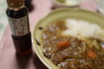 正田醤油「ナンプラー100ml」をいろいろな料理に使ってみました。カレーを作った際にナンプラーを仕上げに入れてコクと旨みが増しました。また冷凍食品のチャーハンにすこしたらすと味が引き立ち美味しかっ…のInstagram画像