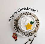 .クリスマスは、おうちで手作りケーキに！.▶共立食品　“スポンジケーキプレーン丸6号”..で、簡単アレンジしてみたよ。.ーーーーー.しっとりとキメの細かい甘さ控えめのスポンジ…のInstagram画像
