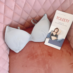TOLEETY ノンワイヤーブラですが内側の構造のおかげで付けるとしっかりと谷間ができます(^^)生地は薄くて軽くて本当にストレスフリーです¨̮♡︎ヨガの時も愛用できるので、どんな時も…のInstagram画像