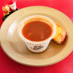 可愛くて…具沢山で…お腹も心も1杯で満足するスープ♡野菜をMOTTO 🎁「クリスマス限定 スープ3個ギフトセット」🎁人気のスープが入ったクリスマス限定のラッピングギフトとして🎄ミ…のInstagram画像