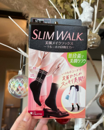 ☆。.:*:・'゜☆。.:*:・★・'゜☆スリムウォーク　美脚メイクソックス:・'゜☆。.:*:・★・'゜☆スリムウォークって超ロング丈のイメージだったけど今は普通ソックス丈もあるのね。…のInstagram画像