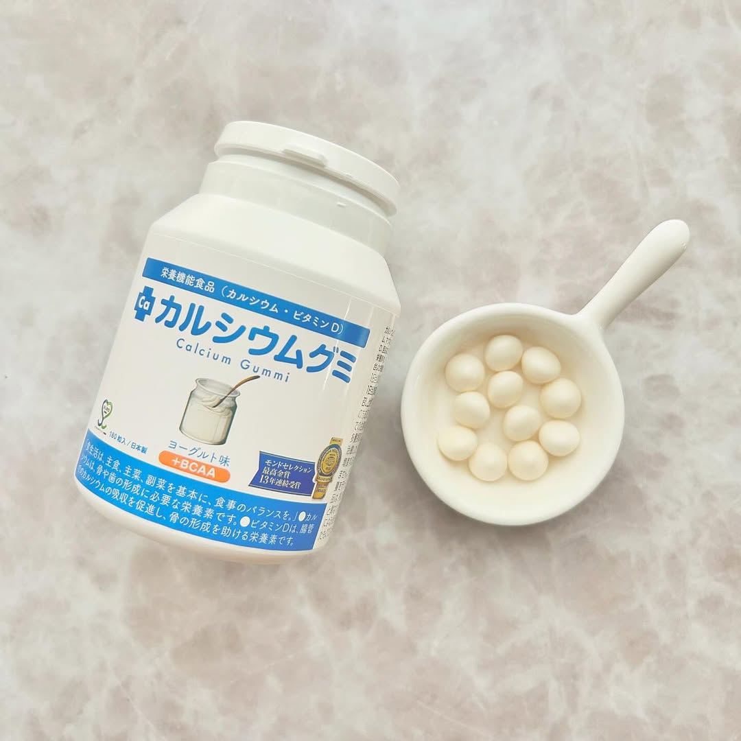 口コミ投稿：スクスクのっぽくんカルシウムグミ　ヨーグルト味　🐄🐄外はカリッと、中はもちもちの…