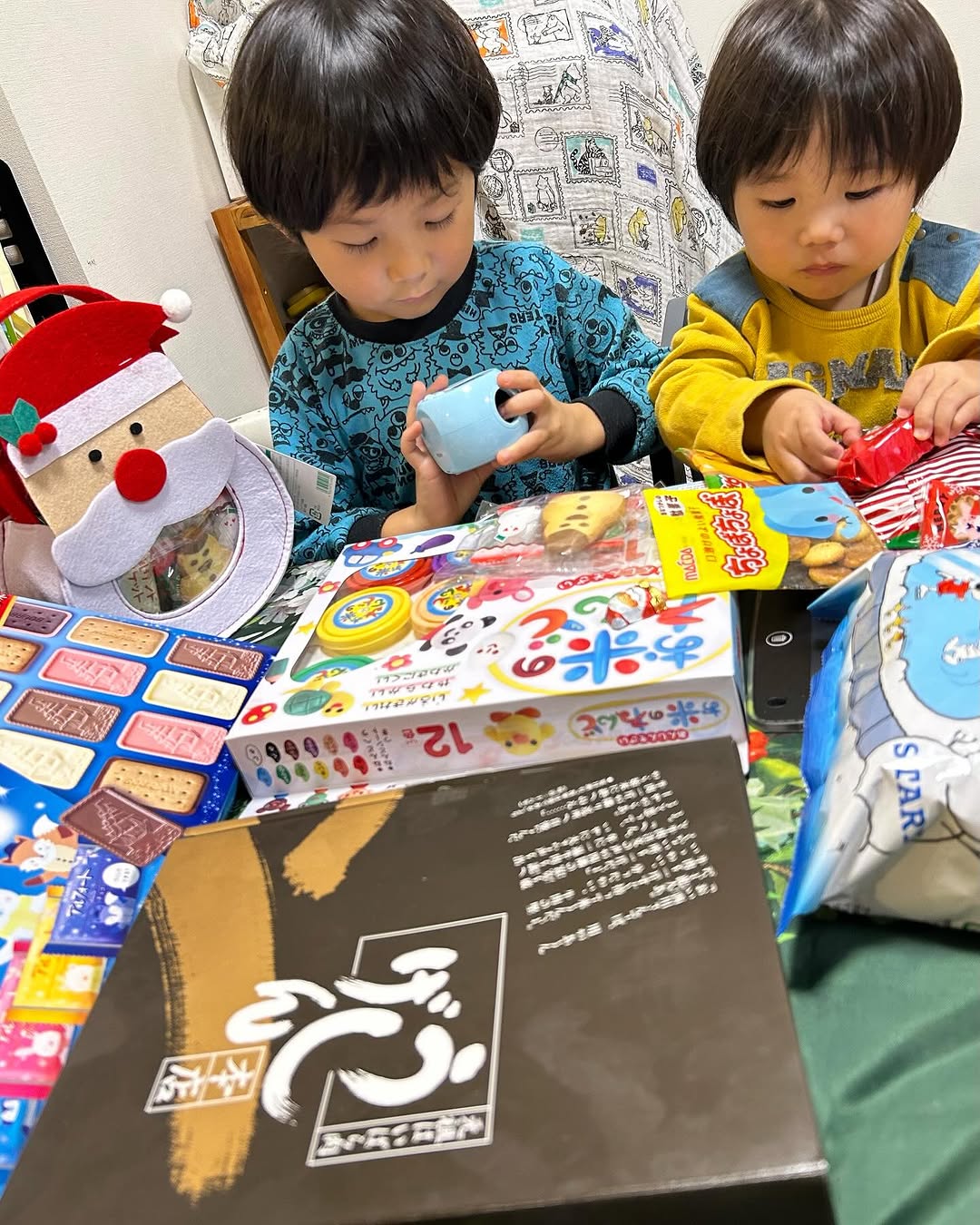 口コミ投稿：#PRI'm glad Santa Claus came to my sons🎅nice christmas🎄Dinner was also hectic🤣…