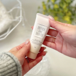 【マザー＆ドーター　モイスチャーハンド＆ネイルクリーム ミュゲの香り】使ってみました💐白いサラッとしたクリームで伸ばしやすい！ミュゲの香りって何だろう？と思ったら、「すずらん」✨✨華やかで…のInstagram画像