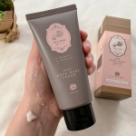 BIBIDAY・TEA TIME ホットボディメイククリーム アールグレイの香りお試ししました♡こってりしてるけどやわらかなクリーム♪するんと伸びがいい感じで脚、ヒップ、おなか、二の腕とか気に…のInstagram画像