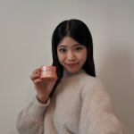 【PR】千の潤い/ タウリフトパワーセラム✨🌱.ほんのりと色づいた濃密クリームがぐんぐんお肌に溶け込んでくれる感覚が味わえる。.今回はその溶ける過程を撮影してみました🫠ひと塗りでちゅるんと、…のInstagram画像