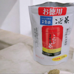 玉露園様からご提供いただきました『お徳用こんぶ茶』玉露園と言えば、真っ赤な缶に入ったこんぶ茶のイメージが凄く強いですしいたけ茶は初めてなのでお料理にも使用できていいですね。たまごやきやお…のInstagram画像