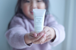 ⁡⁡＼ベタつかないのにしっとり高保湿𓇗／⁡　　　　　　MOISTURE　　　HAND & NAIL CREAM@mother_and_daughter_official sama⁡親…のInstagram画像