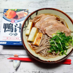 .いつも間にか、お正月も終わっていました😅年末もギリギリまで忙しく、元旦から色々ありまして💦今年も試練の年となりそうです。投稿できなかった大晦日の料理を今頃投稿します😅今年の年越しそば…のInstagram画像