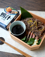 創業150周年を迎えられた正田醤油さまのこだわりが詰まった麺でおいしい食卓シリーズ。ラインナップは、『肉汁うどんつゆ』、『旨辛うどんつゆ』、『冷汁うどんつゆ』、『鴨汁つゆ』があります。@shod…のInstagram画像