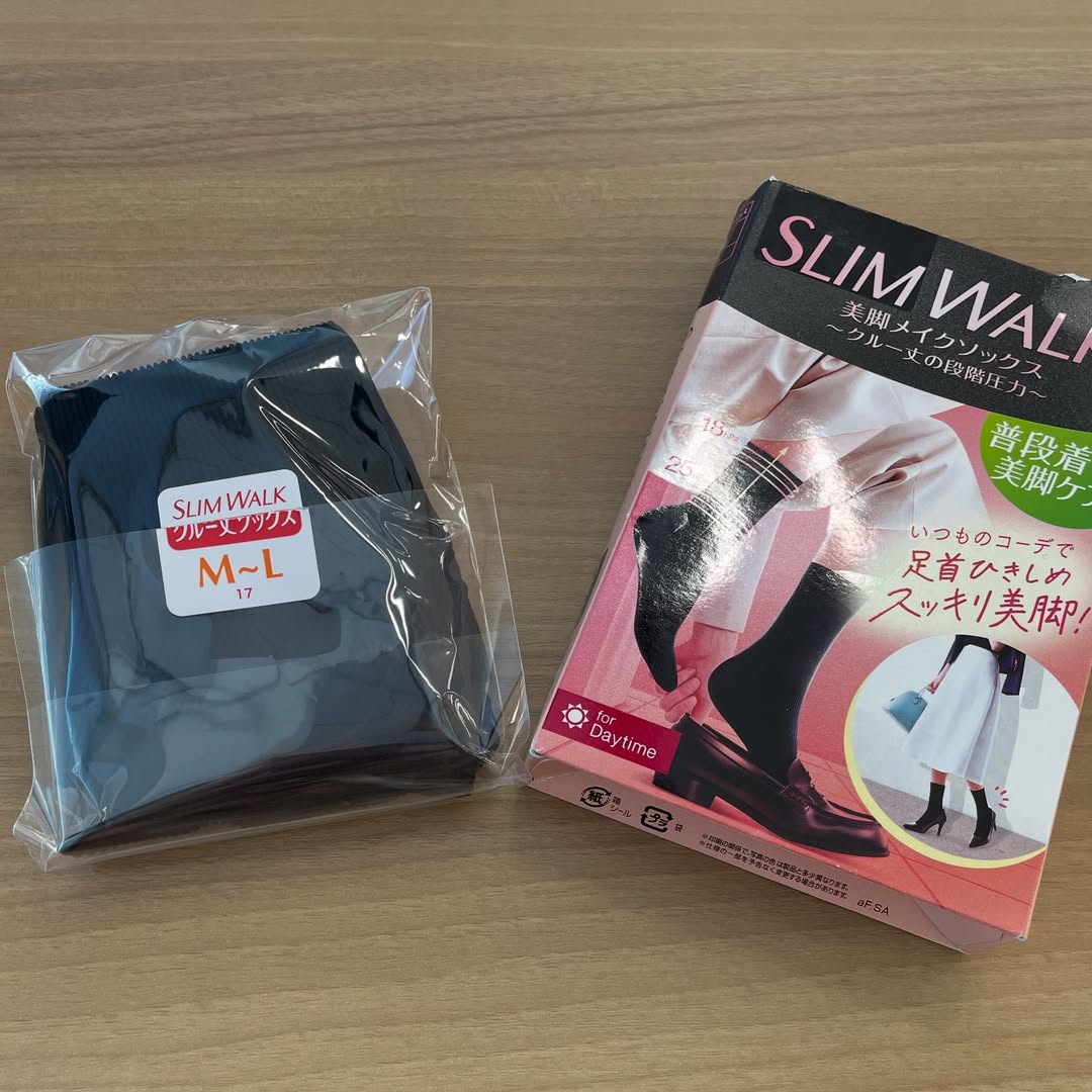 口コミ投稿：スリムウォークより美脚メイクソックスが新発売❣️普段着で美脚ケア♪いつものコーデで…
