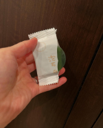 akyrise（アキュライズ） の「お試し詰合せ」 を5日間使い続けて、、 1番感動したのは、洗顔後のしっとり具合！！ 「泡石」という洗顔石鹸はとっても泡がきめ細かい！ ハリのある泡でピンとツノが…のInstagram画像