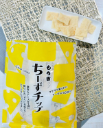 @mochidangomura 様のちーずチップ🧀新製品です😆✨チーズ好きにはたまらない逸品✨ゴーダとチェダー２種のチーズを生地に練り込んだ、濃厚なチーズあられ👍✨✨もち吉様の製品は母が大好き…のInstagram画像