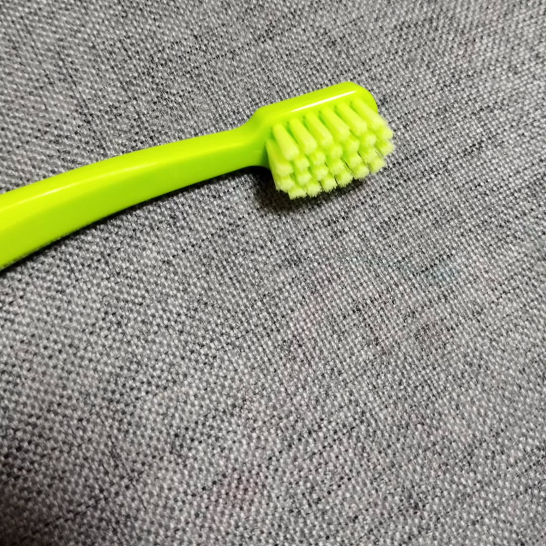 口コミ投稿：クラプロックスキッズ子ども用歯ブラシ（4〜12歳用）を使ってみました😘🩵とても色鮮や…