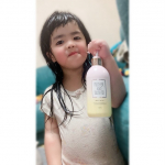 娘と一緒に使える！　マザーアンドドーターのボディミルク(ピーチandジャスミン)を使ったよ♡夜の保湿時間はいつもバタバタ！なので、さっと使えて保湿できるのがとっても嬉しい♪しかもマザーアンドド…のInstagram画像