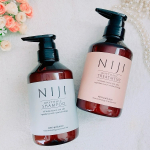 「NIJI RHYTHMIC シャンプー＆トリートメント」髪にハリ・コシがない、うねりや広がりやぱさつきが目立つ、カラーのもちが悪い…。そんな悩みをお持ちの方にオススメだそう！シンプルで落ち…のInstagram画像