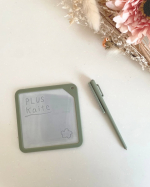 Kaite メモ　✎ܚプラス株式会社ステーショナリーカンパニーさんよりご提供⋱⚘⋰ ⋱⚘⋰ ⋱⚘⋰繰り返し使えるメモ帳✨磁石の力で何回でも書けるよ！！紙に書くと大量の紙を使っちゃうけど、…のInstagram画像