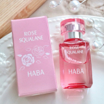 .@haba_jp.ローズがとにかく大好きな私がとってもお気に入りのスキンケアアイテム🌹1年中乾燥が気になるお肌にピッタリなHABA ハーバー ローズスクワランでオイル美容を始めてみたのですが…のInstagram画像