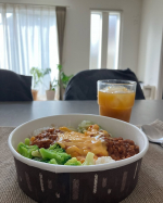 美味しい😋ヘルシー✨見た目も気分上がる⤴️そんなランチがレンジで簡単に作れて幸せしかも容器までおしゃれで洗い物不要✨見た目とかまで考えてつくらない自分だけのお昼ご飯も幸せ時間になる🫶野菜…のInstagram画像
