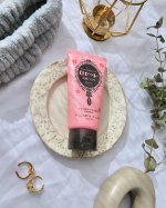 限定に弱い人ー🙋‍♀️数量限定˗ˏˋ  ロゼット洗顔パスタ　桜いちごの香り　ˎˊ˗ 𓂃꙳ ⋆🍓⸝⸝꙳ロゼットが誇るロングセラー洗顔ブランドロゼット洗顔パスタのクレイシリーズ。肌悩み…のInstagram画像