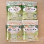 100gのバスソルトで大容量。満足すぎる量でした。ポカポカ体も温まった気がします。お風呂上がりも湯冷めしにくかったです。香りがしっかりめで、マリンの香りが好きな人にはピッタリ。でも私はあんま…のInstagram画像