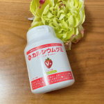 子供って薬っぽいものに敏感ですよね😓水で飲むサプリは薬っぽくて嫌がる子も多いのでは無いでしょうか？そこでオススメなのがコチラ☝️✨おやつ感覚で摂取できるグミタイプのサプリメン…のInstagram画像