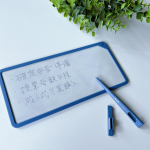 .電池やペンなどの消耗品ナシでくり返し使える磁性メモパッド『Kaite メモ』✍️今日までずっとメモパッドを使用していましたが無駄にゴミを出してしまう「非エコ」だと自分でも感じていて…💧…のInstagram画像
