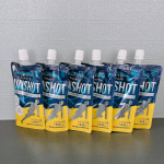 『運動後のリカバリードリンク【 RUNSHOT（ランショット】』を飲んでみました！運動後に手軽で簡単に飲めるシトラス味のボディケアドリンクです。常温でも冷たくしても、どちらでも美味しく飲むこと…のInstagram画像