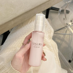 ◽︎.@maxcosme1905 sama より提供いただいたスキンケア用品をご紹介させていただきます𓆸30代になってからスキンケアに力を入れていたけど首元ケアはずっと後回しにしていま&hellip;のInstagram画像