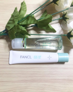 【FANCL アクネケア 化粧液+ジェル乳液セット】使い続けています。使い心地もよくてお気に入りのFANCL アクネケア。使えば使うほど、肌なじみの良さを感じられます。スキンケア時、鏡を見ては…のInstagram画像