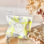 漢方の考えに基づいて生まれた「養生薬湯」✨６種類の生薬を独自に処方した生薬100%の薬用入浴剤です🫧漢方の香りでリラックス〜🛀お湯を張る前に1パック入れておくとお湯を張るときにじっくり…のInstagram画像