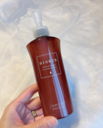 ♡ハイスキンモイストジェルNこれ一本で潤い補給＆キープ🕊️🤍全身保湿ケアができるジェル👏軽いテクスチャーなので、身体に塗ってもベタつかない✨親子で使えるのも嬉しいポイント💡香…のInstagram画像
