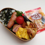 正田醤油株式会社様の「おべんとうソース」「おべんとう しょうゆ」をお試ししました😊平日はお弁当を作っているので大活躍しました。作った時にソースや醤油をかけるより、食べる直前に食べる方が美味しいです…のInstagram画像