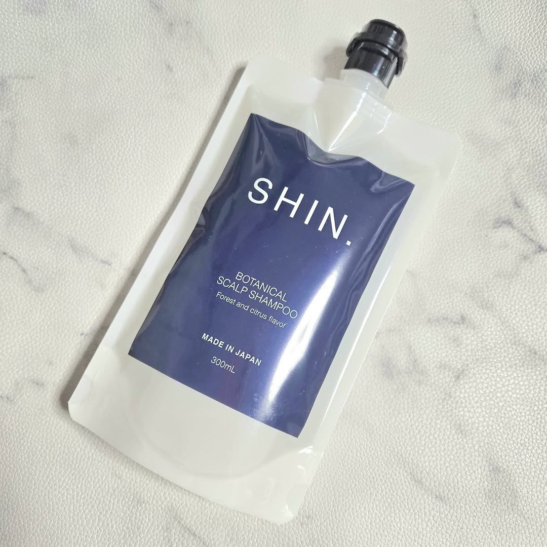 口コミ投稿：⋆1本3役. これ1本で髪と頭皮のダメージをケア！／SHIN.薬用ボタニカルスカルプシャン…