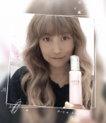 鏡を見るたびに、気になっていたのが、あごライン✨どうにかしなければ～と思い使いはじめたのが、くびもと美人💖気になるあごラインを集中ケアしてくれるという優れもの🎵塗るだけで引き締め効果が期待…のInstagram画像