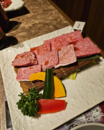 お昼ごはんは#焼き肉よく行く個室焼肉屋さんセットメニュー食べてお肉追加相変わらずよく食べた😋牛煮込み辛麺は辛くはなかったけど美味しかったな✨外食続きでヤバイ😵💦と思って最近こ…のInstagram画像