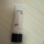 「ラメラ美白リンクル 潤織―URUORI―薬用」レビュー✨シワ改善、肌荒れ予防、シミ対策がこれ一本で叶う、濃厚リッチクリームを試してみました💆‍♀️💖🍃 商品特徴	•	濃厚リッチクリームで、…のInstagram画像