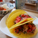 モニプラから日本緑茶センターのクレイジーバジルのモニター中です。今回は、タコサンドを作りました。味付けはクレイジーバジルとオリーブオイルでささっと！ソーセージと根菜のスープ煮を添えて🍴(材料…のInstagram画像