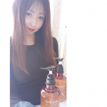アロインス☘️シャンプー🧴トリートメント🧴使わせていただきました✨うねりやすく、ごわつき感があった私の髪が、こちらのシャンプー・トリートメント使用したら…まとまるし✨うねらないし✨朝起きて…のInstagram画像