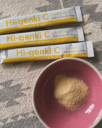 ハイ・ゲンキC サンプル（1.4g×4包）ビタミンCってみなさんどうやってとっていますか？私はレモンをドリンクタイプで摂取したり食べ物で摂取したりこれからの時期は シミやそばかすが気にな…のInstagram画像