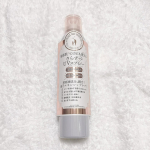 マザーアンドドーター・クリアUVスプレー SPF50+PA++++ 150g1歳からおとなまで。家族みんなで使える日焼け止めだよ※1✨体だけじゃなくて、顔や髪にも使える！シューっと広範囲…のInstagram画像