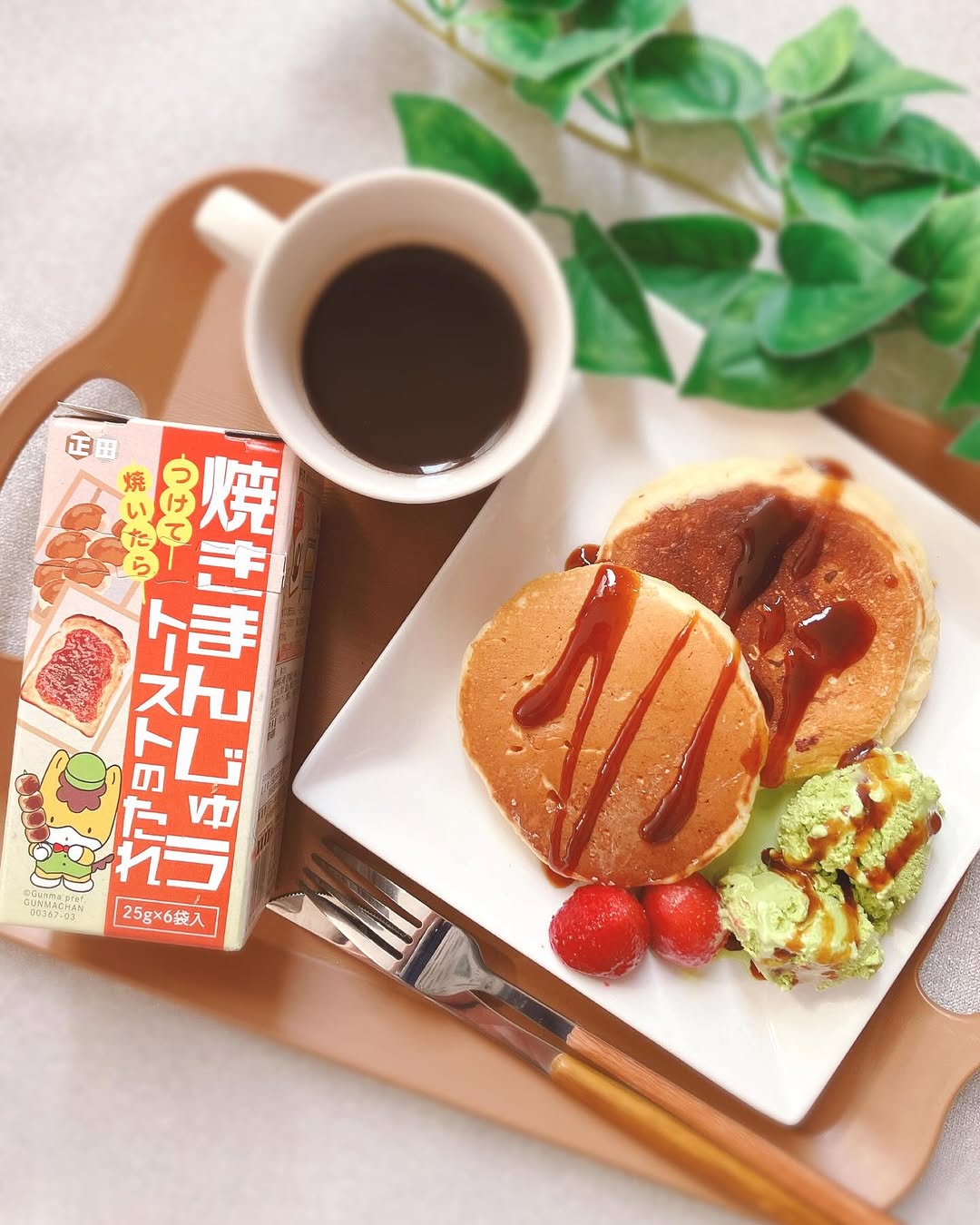 口コミ投稿：今日の午後のおやつ…🥞🍴🤎ホットケーキ&抹茶アイス″焼きまんじゅうトーストのたれ″がけ…