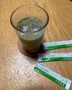 ※お出かけした翌日、、一晩寝れば元気復活の子供達とは違い、私はまだ疲れが抜けない〜😂そんな時は玄米酵素さんのハイ・ゲンキ　スピルリナ✨あったかくなってきたのでアイスコーヒーに混ぜて飲みました。…のInstagram画像