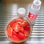 オリゴのおかげ今回はオリゴのおかげを使って、トマトのマリネを作ってみたよ🍅いつもの砂糖をオリゴのおかげに変えるだけで、手軽に腸活を始められるところがいい♪様々なレシピ、飲料に入れたりと活用…のInstagram画像